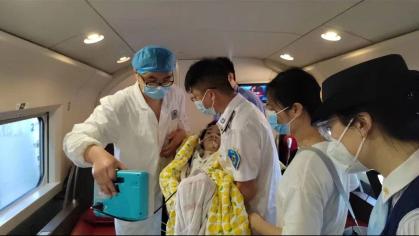 盈江县专业高铁转运