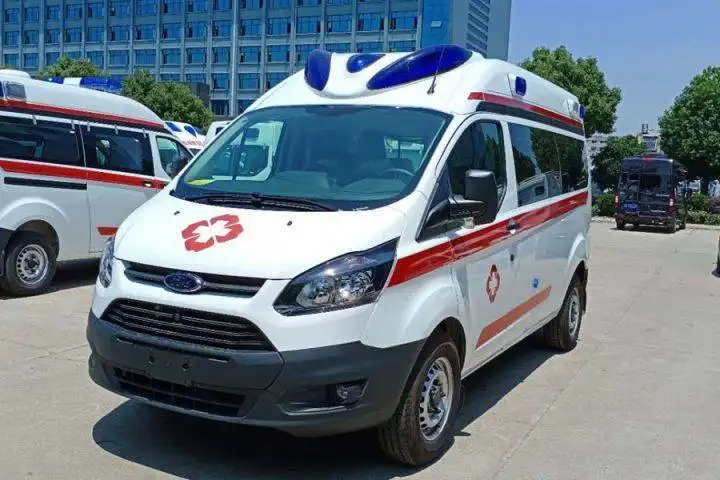 盈江县长途救护车转院